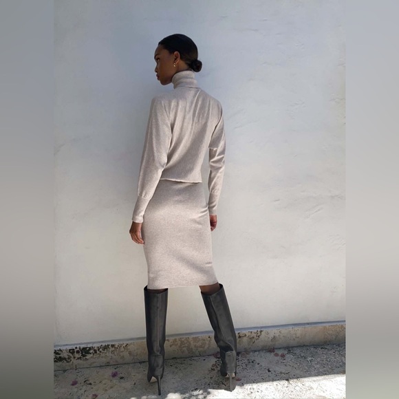 Aritzia Babaton Women’s Bogart Midi Dress Birch  - Size Small - Picture 2 of 10